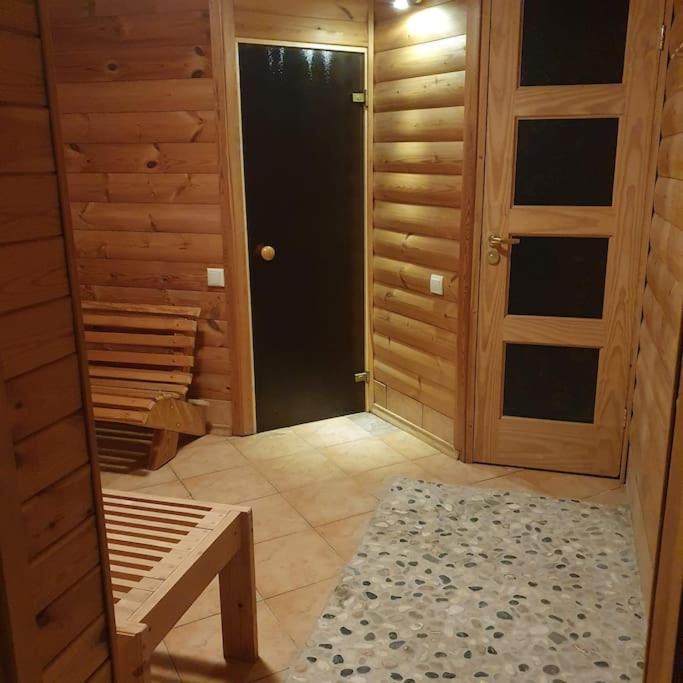 Holiday House Vijole Ρίγα Εξωτερικό φωτογραφία