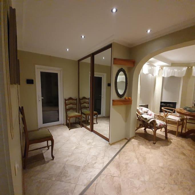 Holiday House Vijole Ρίγα Εξωτερικό φωτογραφία